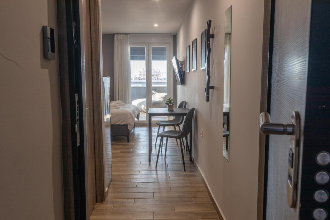 Raise Athens Metro Apartments Екстериор снимка